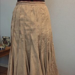Gored cotton skirt